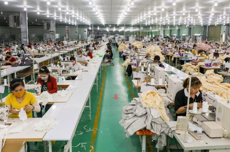 Top 11 Xưởng May Quần Áo Hà Nội Uy Tín, Chất Lượng - ma68.live