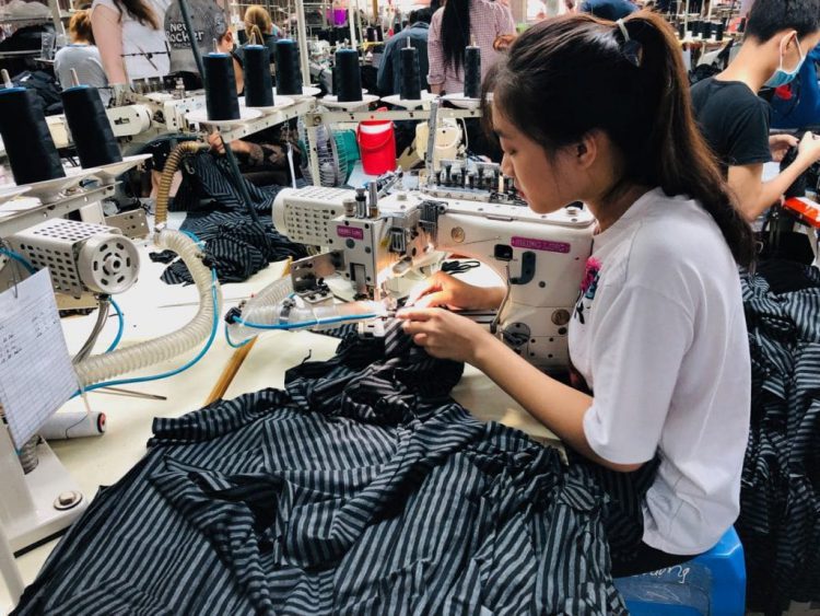 Top 11 Xưởng May Quần Áo Hà Nội Uy Tín, Chất Lượng - ma68.live