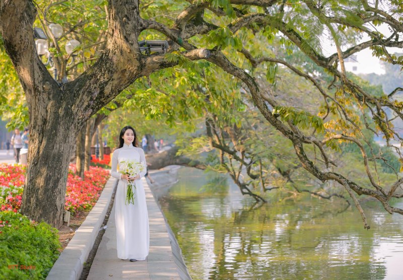 Gợi Ý Top 10 Địa Điểm Chụp Ảnh Áo Dài Tết Ở Hà Nội - ma68.live